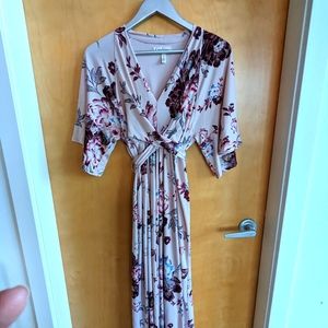 Jessica Simpson maternity maxi dress size M